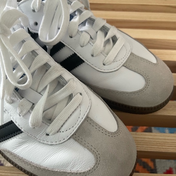 Adidas Samba OG Cloud White and Black Womenβs 9 Shoes Sneakers - Picture 3 of 15